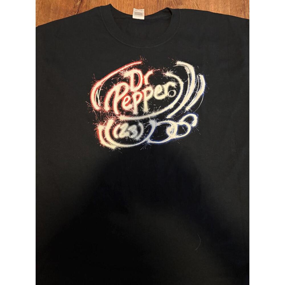 Dr Pepper Fireworks Graphic T Shirt Size Large EUC